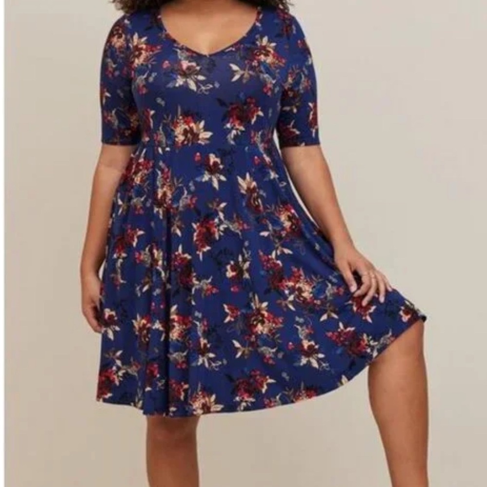 New Torrid Super soft flower dress